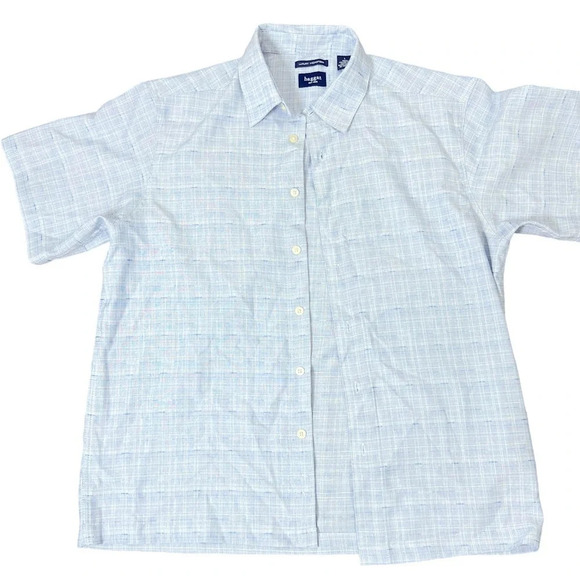 Size large beachy button down luxury microfiber feels like a lightweight linenβ - Picture 2 of 5
